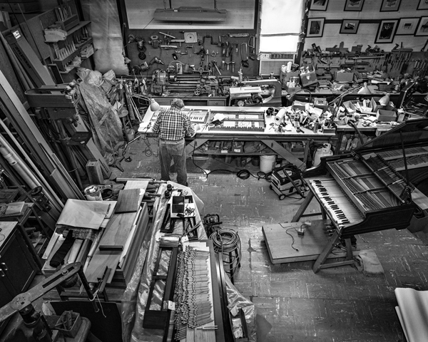 jeremy-adams-at-work-in-his-shop