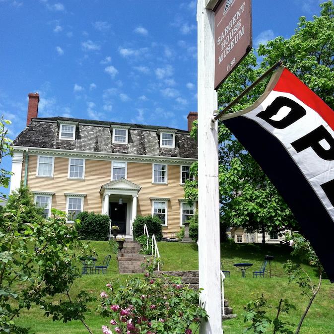 49725036_2531161623622361_1524241691001749504_n (1)